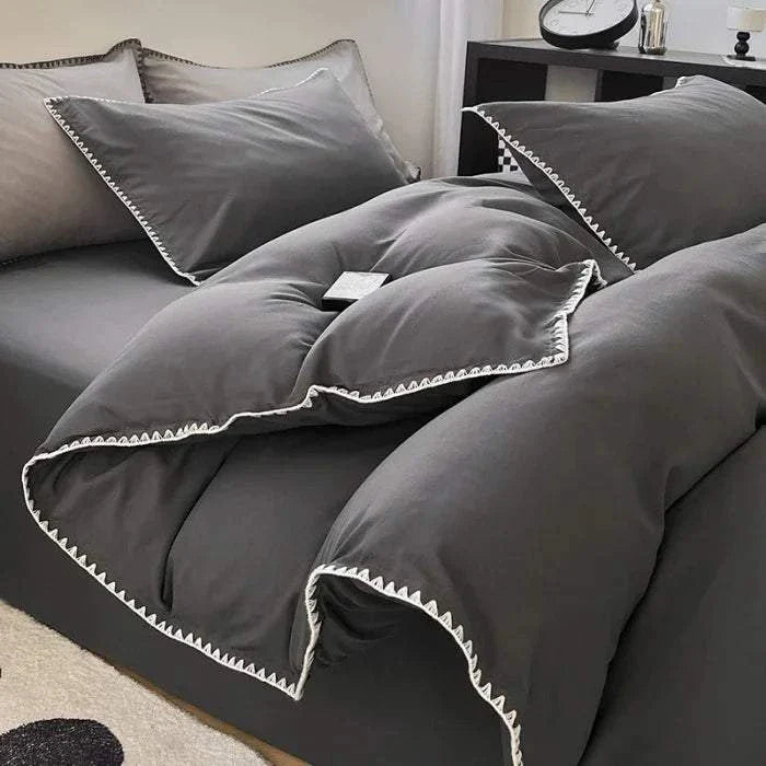 Luxury 3 Piece Duvet Cover Set - Premium Stitched Triangle Set