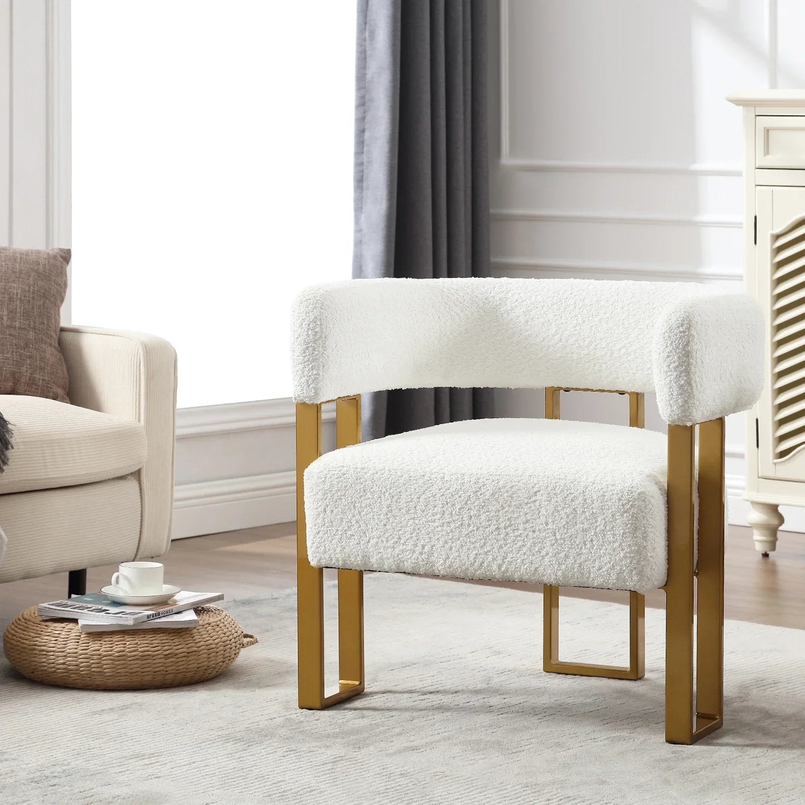 Fauteuil design en velours or & blanc S0e0f144aac724948abf6edc82bc10dd2a
