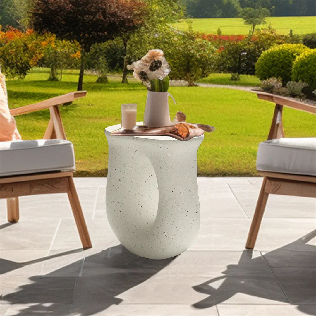 Table d'appoint design unique géométrique moderne en béton léger S5ea33b653dfc42d4b0dcd17cbbc2209dF